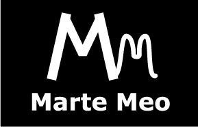 Logo Marte Meo hvit
